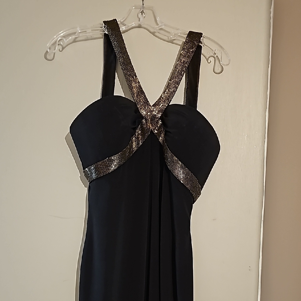 Elegant Black Evening Dress with Metallic Accents